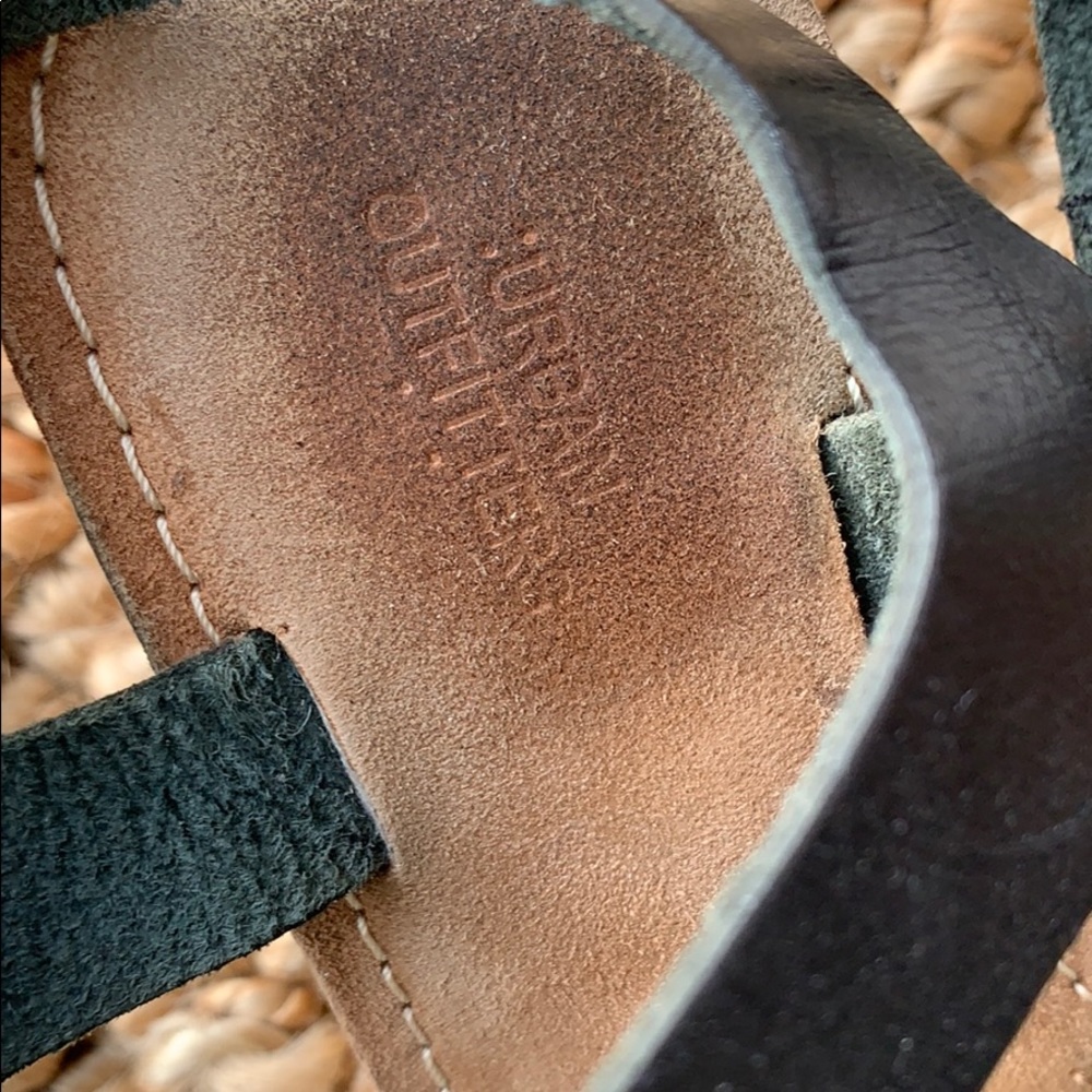 Urban Outfitters Sandals size 7.5 - Picture 4 of 4